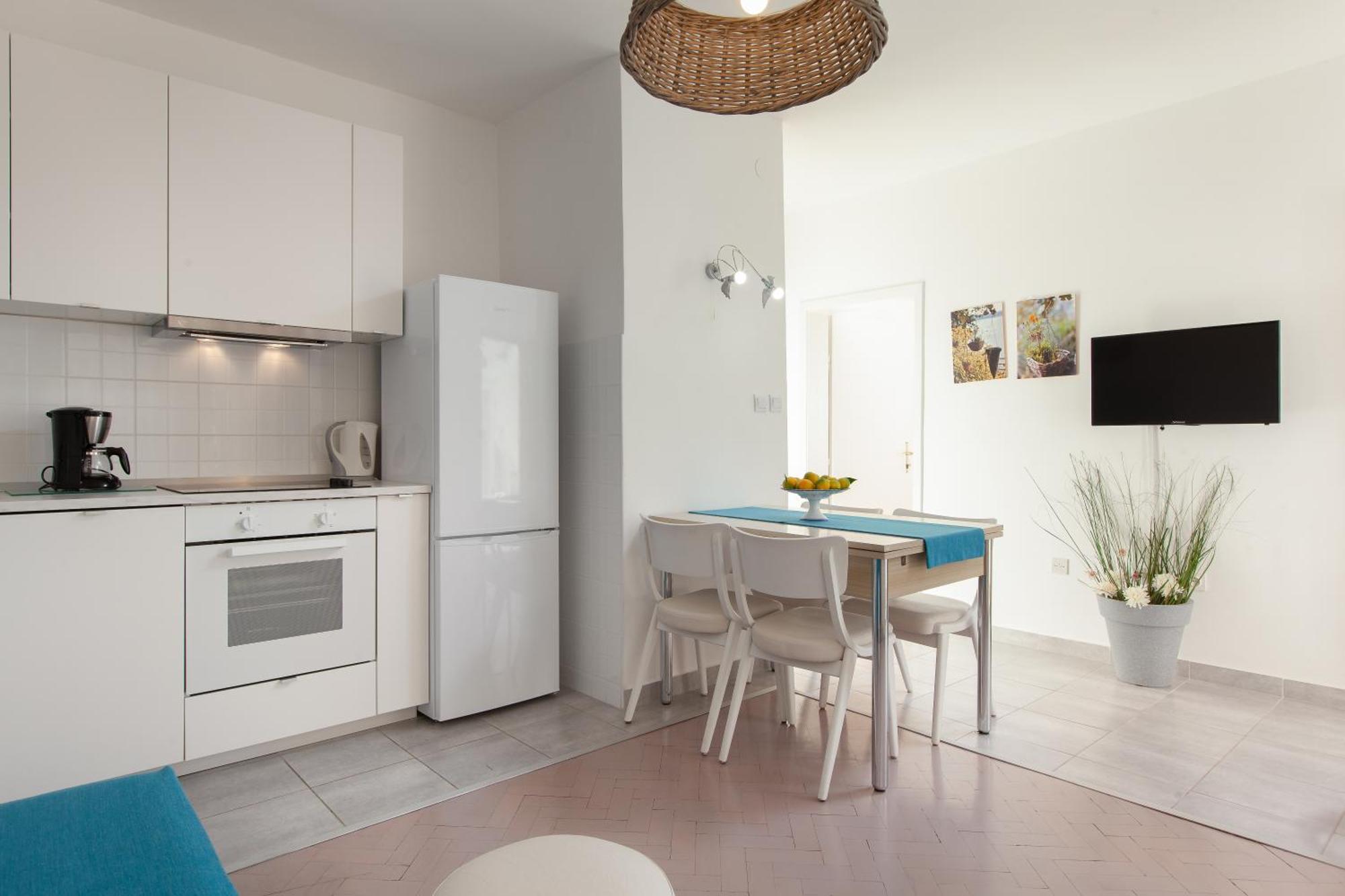 Apartments Marilka Podgora Ngoại thất bức ảnh