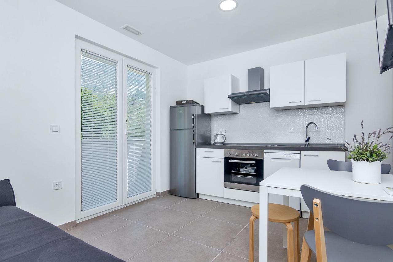 Apartments Marilka Podgora Ngoại thất bức ảnh